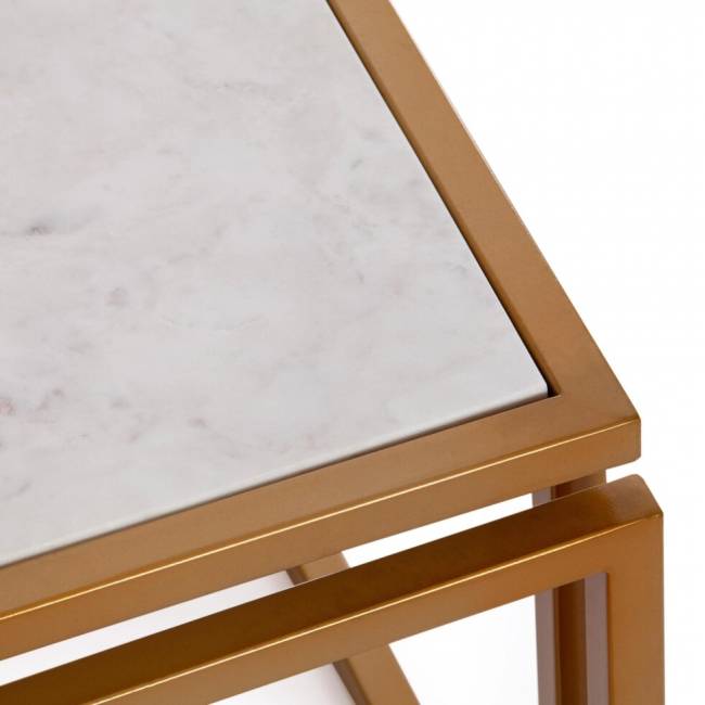 Столик кофейный Secret De Maison QUATTRO ( mod. 14153 ) алюминиевый сплав/мрамор, 41*41*41 см, золотой/белый мрамор Столик кофейный Secret De Maison QUATTRO ( mod. 14153 ) алюминиевый сплав/мрамор, 41*41*41 см, золотой/белый мрамор