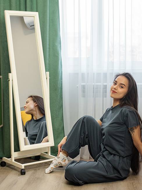 Зеркало напольное В 27Н слоновая кость 137 см х 42,5 см Зеркало напольное В 27Н слоновая кость 137 см х 42,5 см