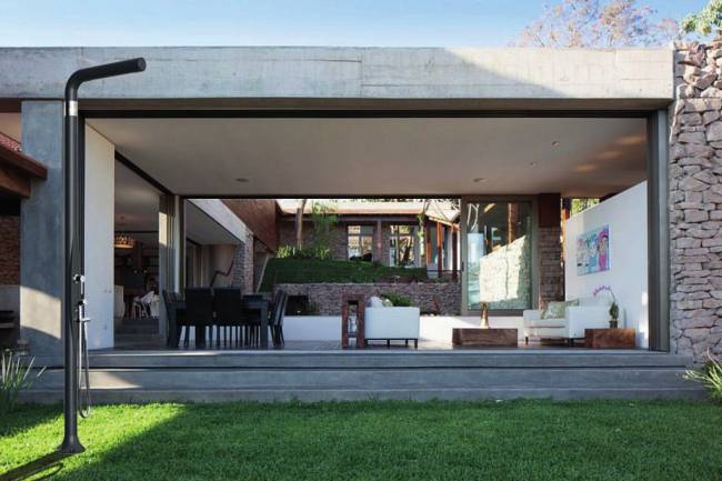 Душ уличный Funny Yang T 245 антрацит 170х170х2100 мм Душ уличный Funny Yang T 245 антрацит 170х170х2100 мм